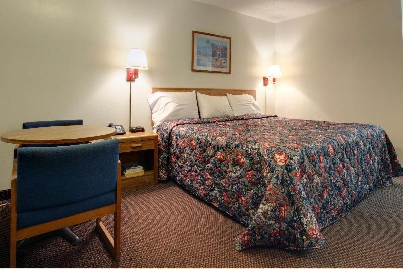 Country Side Inn ไทเลอร์ ภายนอก รูปภาพ